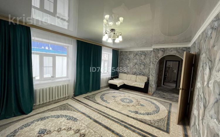 Часть дома · 3 комнаты · 60 м² · 10 сот., Есет батыра 11 за 15 млн 〒 в Бадамше — фото 2
