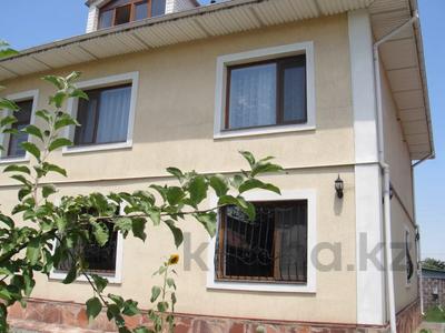 Отдельный дом · 5 комнат · 312.7 м² · 10.88 сот., Байтурсынова за 89 млн 〒 в 