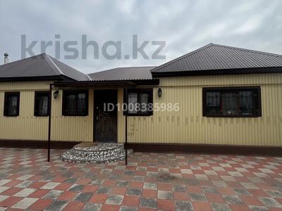 Отдельный дом · 7 комнат · 212.4 м² · 10 сот., Береке (Память Ильича) 10А за 51 млн ₸ в Атырау