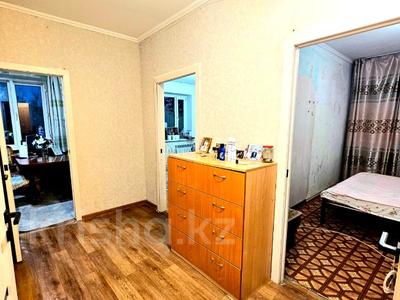 2-комнатная квартира · 55 м² · 4/12 этаж, мкр Аксай-1А — Толе би - Момышулы за 35.5 млн ₸ в Алматы, Ауэзовский р-н