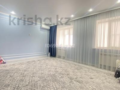 4-бөлмелі пәтер, 145 м², 5/5 қабат, мкр. Алтын орда, х.досмухамедулы 32, бағасы: 41 млн 〒 в Актобе, мкр. Алтын орда