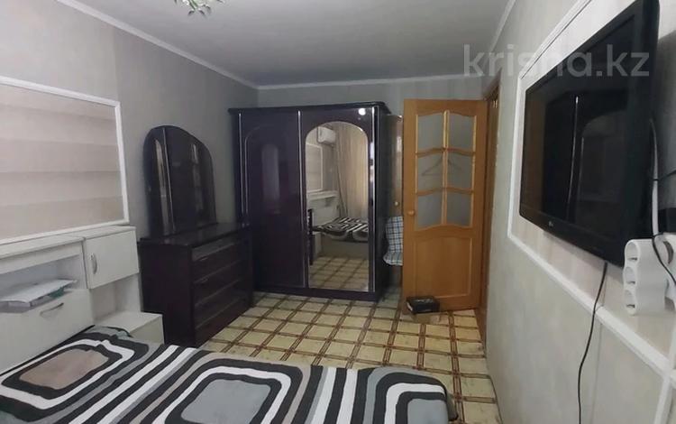 2-комнатная квартира · 52.1 м² · 4/9 этаж, мкр Строитель 33 за 150 000 ₸ в Уральске — фото 2