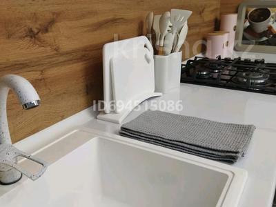 1-комнатная квартира · 59.9 м² · 3/7 этаж, 17-й мкр 45 — Супермаркет Нур, Клиника Ясин, English school, УТ Колледж за 22.5 млн 〒 в Актау