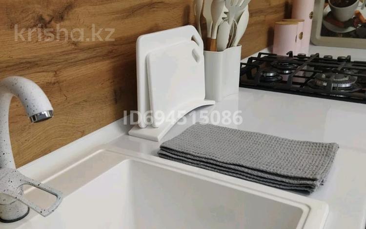 1-комнатная квартира · 59.9 м² · 3/7 этаж, 17-й мкр 45 — Супермаркет Нур, Клиника Ясин, English school, УТ Колледж за 30 млн ₸ в Актау — фото 2