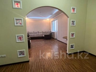 3-комнатная квартира, 90 м², 6/9 этаж, Кенесары хана за 55 млн 〒 в Алматы