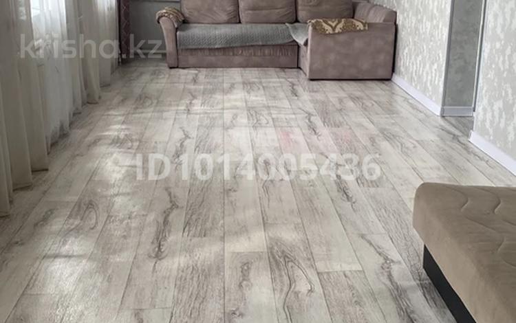 Дом · 3 комнаты · 100 м², Молбаза жастар 4/2 — Астановка молбаза за 40 000 ₸ в Бурабае — фото 2