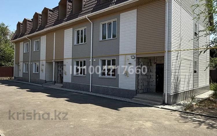 Часть дома · 5 комнат · 176 м² · 2 сот., мкр Алтын Бесик 42 за 54 млн 〒 в Алматы, Ауэзовский р-н — фото 2