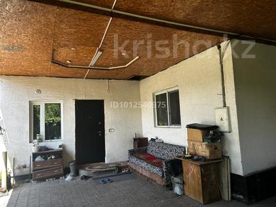 Жеке үй · 6 бөлме · 70 м² · 5 сот., Тлендиева 86 — Альфараби-Нурпеисова, бағасы: 35 млн ₸ в Талгаре