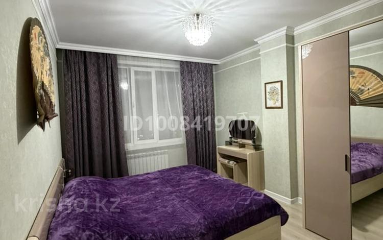 3-комнатная квартира · 70 м² · 10/17 этаж, Керей, Жәнібек хандар 28 за 400 000 〒 в Астане, Есильский р-н — фото 2