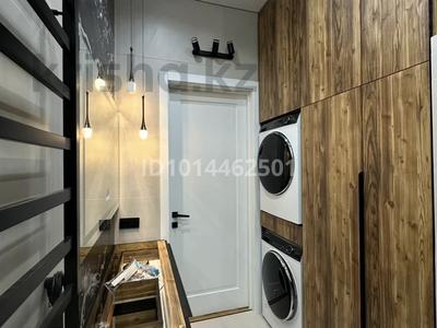 2-бөлмелі пәтер · 67 м² · 1/5 қабат, Скоробогатова 36 — Сзади ресторана «Мельница» и Посольства России, бағасы: 39 млн ₸ в Уральске, мкр Школьник