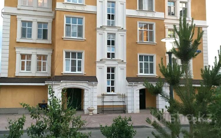 4-бөлмелі пәтер · 140 м² · 4/5 қабат, 222 переулок 4/4, бағасы: 130 млн ₸ в Астане, Есильский р-н — фото 2