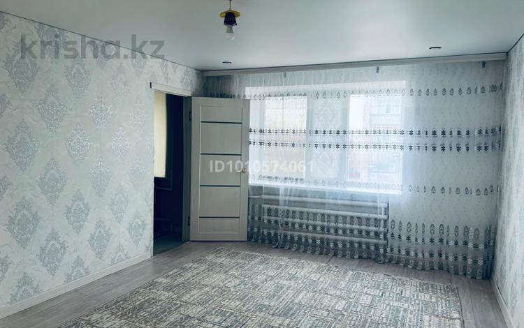 3-комнатная квартира · 61 м² · 4/5 этаж, нефтянников 23 за 11 млн ₸ в Актобе — фото 2