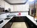 3-комнатная квартира · 120 м² · 13/17 этаж, Кабанбай батыра 11 за 300 000 ₸ в Астане, Есильский р-н