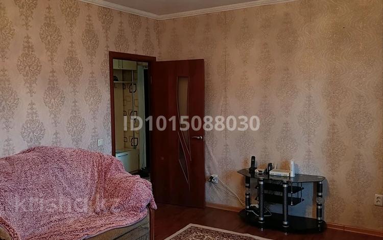 2-комнатная квартира · 67 м² · 4/6 этаж, мкр Кокжиек 30 за 220 000 ₸ в Алматы, Жетысуский р-н — фото 2