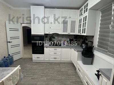 Отдельный дом · 4 комнаты · 140 м² · 10 сот., Оркен - 2, Акын Сара 3 за 35 млн 〒 в Атырау