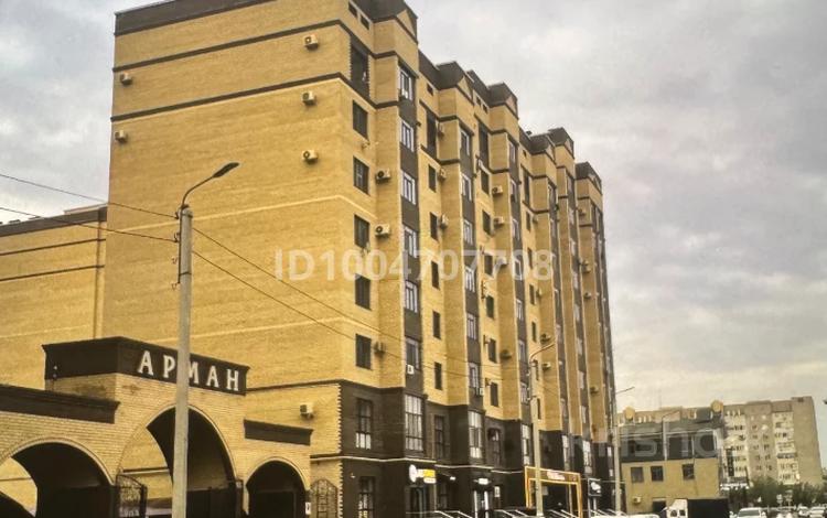 Свободное назначение, офисы, магазины и бутики, общепит, салоны красоты, медцентры и аптеки, образование · 150 м² за 119 млн 〒 в Актобе — фото 2