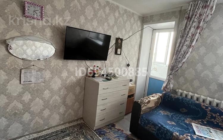 2-бөлмелі пәтер · 43.3 м² · 1/2 қабат, Квартал Б 38 — Возле Камбара, бағасы: 13 млн ₸ в Семее — фото 8