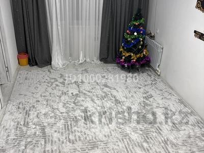 3-комнатная квартира · 48 м² · 2/5 этаж, Мира 57 за 15 млн 〒 в Жезказгане