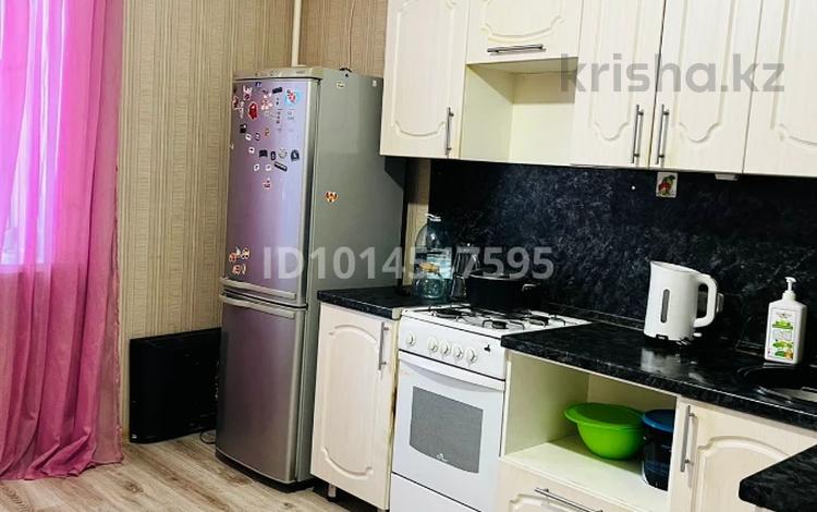 1-бөлмелі пәтер · 47 м² · 3/9 қабат, Юбилейный, Назарбаева 195, бағасы: 13 000 ₸ в Костанае — фото 2