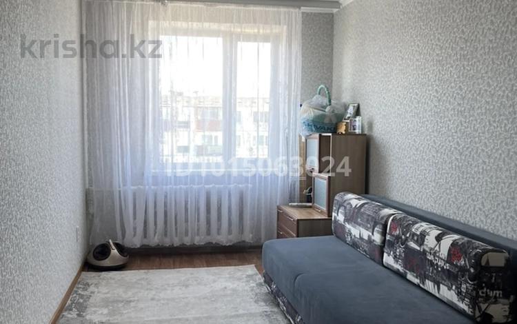 2-бөлмелі пәтер · 50 м² · 5/5 қабат, Бауыржан Момышұлы 72, бағасы: 12 млн ₸ в Экибастузе — фото 2