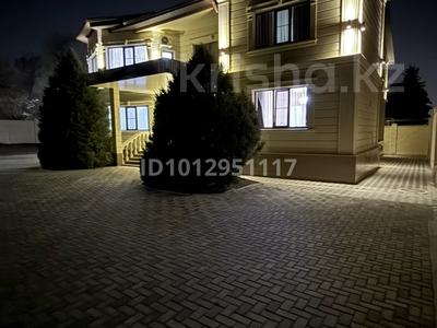 Отдельный дом · 8 комнат · 530 м² · 14 сот., мкр Хан Тенгри 24а за 635 млн ₸ в Алматы, Бостандыкский р-н