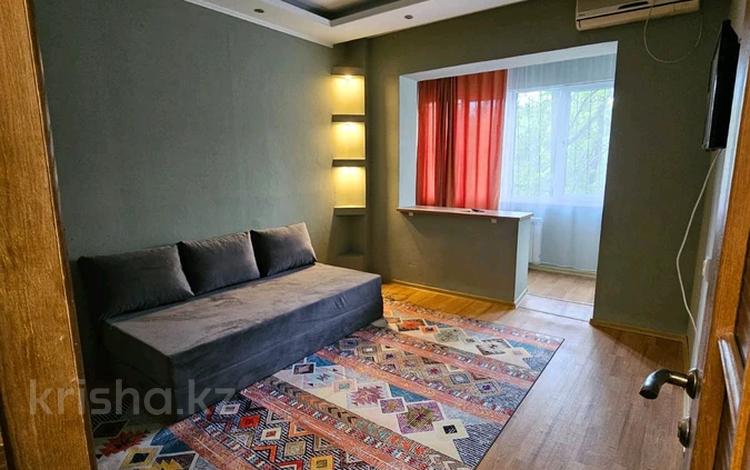 1-бөлмелі пәтер · 35 м² · 3/5 қабат, мкр Аксай-2 40, бағасы: 190 000 ₸ в Алматы, Ауэзовский р-н — фото 2