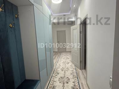 2-комнатная квартира · 70 м² · 3/9 этаж, мкр Нурсая, Абулхайыр хана 51а за 300 000 〒 в Атырау