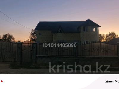Жеке үй · 5 бөлме · 260 м² · 8 жүзд., Астана 35, бағасы: 33 млн ₸ в Тонкерисе