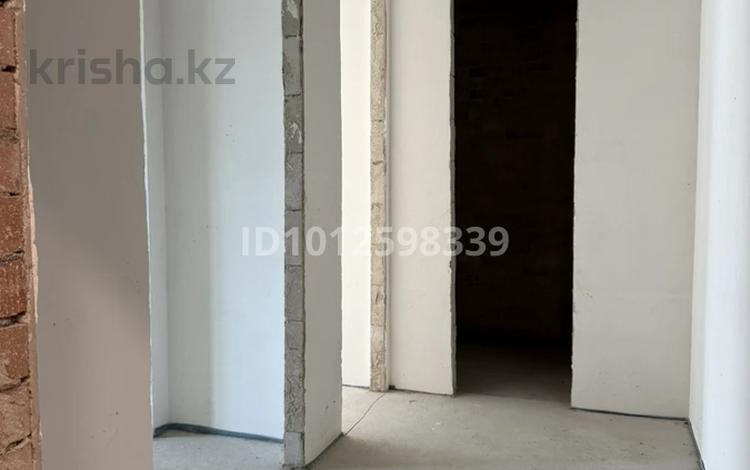 2-бөлмелі пәтер · 57.2 м² · 16 қабат, Кошкарбаева 5 — Момышулы, бағасы: 50.5 млн ₸ в Астане, Алматы р-н — фото 2