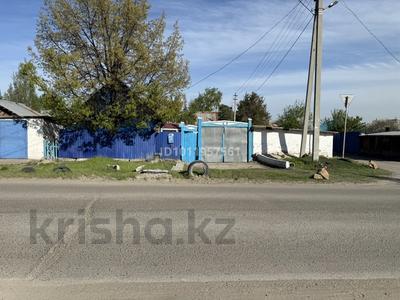 Жеке үй · 2 бөлме · 50 м² · 6 сот., ул. Тургенева 7, бағасы: 10 млн ₸ в Усть-Каменогорске, Ульбинский
