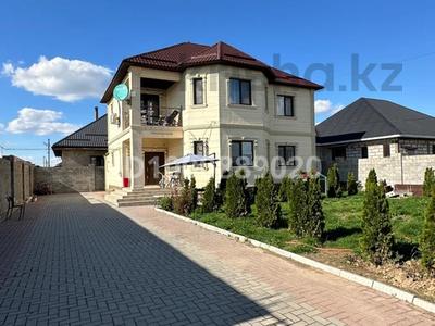 Продажа домов и дачи в Алматинской обл.: Отдельный дом · 6 комнат · 181.7 м² · 6 сот., Женис 12 — Женис за 75 млн 〒 Отдельный дом · 6 комнат · 181.7 м² · 6 сот., Женис 12 — Женис за 75 млн 〒 в Казцик