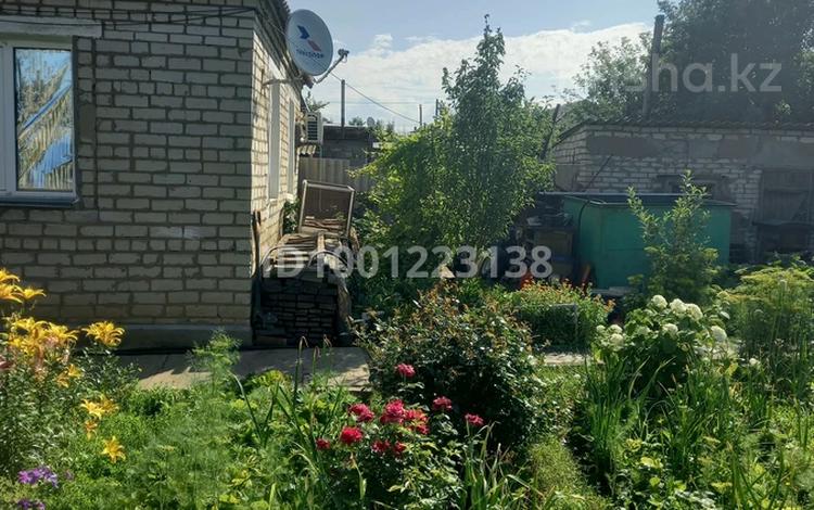 Жеке үй · 3 бөлме · 130 м² · 5 жүзд., Актюбинская 66, бағасы: 19 млн ₸ в Уральске — фото 19