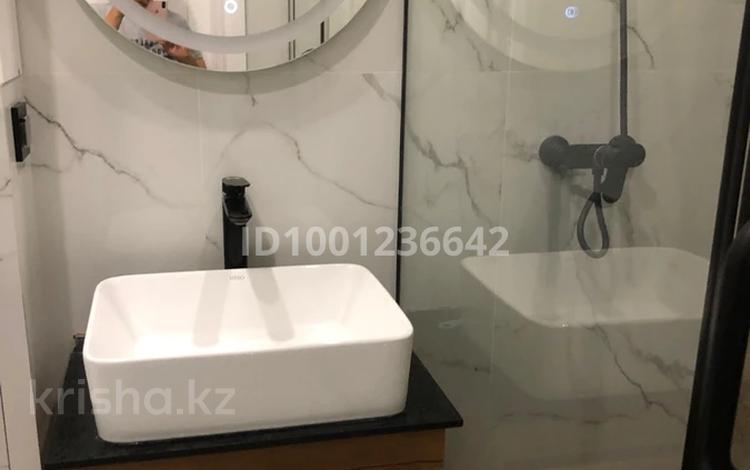 2-бөлмелі пәтер · 45 м² · 3/12 қабат, Казахстан 72 — Кабанбай батыра, бағасы: 14 000 ₸ в Усть-Каменогорске, Ульбинский — фото 2