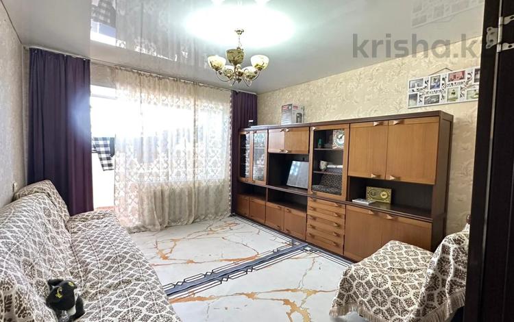 4-комнатная квартира · 80 м² · 1/3 этаж, мкр Фёдоровка , Вагонная за 17 млн ₸ в Караганде, Казыбек би р-н — фото 2