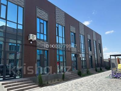 Продажа квартир в Жамбылской обл.: 4-комнатная квартира · 150 м², Баянова 218 — Атакент-Таунхаус - ориентир Тараз Арена за 58 млн 〒 4-комнатная квартира · 150 м², Баянова 218 — Атакент-Таунхаус - ориентир Тараз Арена за 58 млн 〒