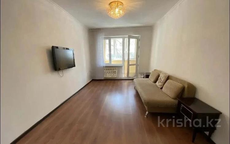 1-комнатная квартира, 33 м², 4/4 этаж, мкр №5 за 20 млн 〒 в Алматы, Ауэзовский р-н — фото 2