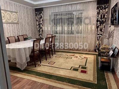 4-бөлмелі пәтер · 71.8 м² · 4/5 қабат, Абая 55, бағасы: 28 млн ₸ в Сатпаев