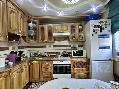 4-бөлмелі пәтер · 81.3 м² · 3/10 қабат, мкр Юго-Восток, мкр Степной 3, бағасы: 32 млн ₸ в Караганде, Казыбек би р-н