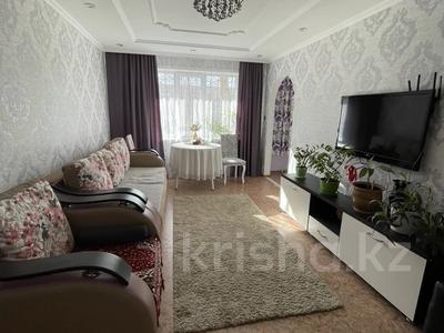 3-комнатная квартира, 58 м², 1/5 этаж, Ломоносова за 19 млн 〒 в Семее