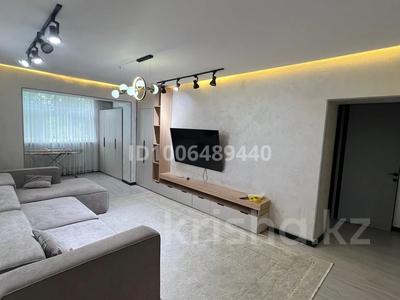 4-бөлмелі пәтер · 93 м² · 3/5 қабат, Казыбек Би 13 — Туркестанский, бағасы: 350 000 ₸ в Шымкенте, Аль-Фарабийский р-н