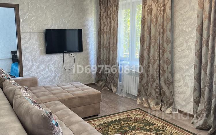 1-бөлмелі пәтер · 60 м² · 3/5 қабат, Биржансал 73 — ГУМ , Арбат, бағасы: 2 500 ₸ в Талдыкоргане — фото 2