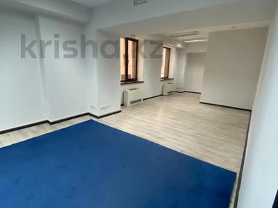 Свободное назначение, офисы, магазины и бутики, склады, салоны красоты, фитнес и спорт, медцентры и аптеки, образование, конференц-залы, кабинеты и рабочие места, студии · 50 м² за 550 000 〒 в Алматы, Бостандыкский р-н