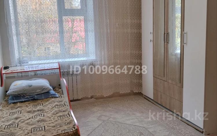 3-комнатная квартира · 59 м², Привокзальная — ЖД вокзал за 12 млн ₸ в Уральске, мкр Школьник — фото 2