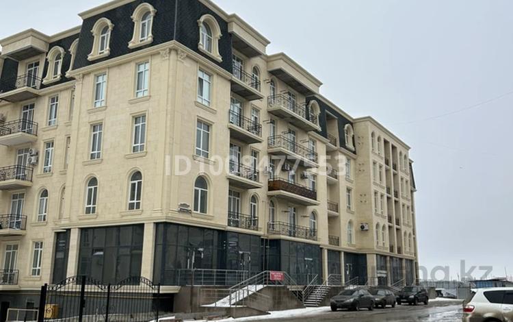 2-бөлмелі пәтер · 70 м² · 2/4 қабат, Жален Толепова 86в, бағасы: 30 млн ₸ в Атырау — фото 2