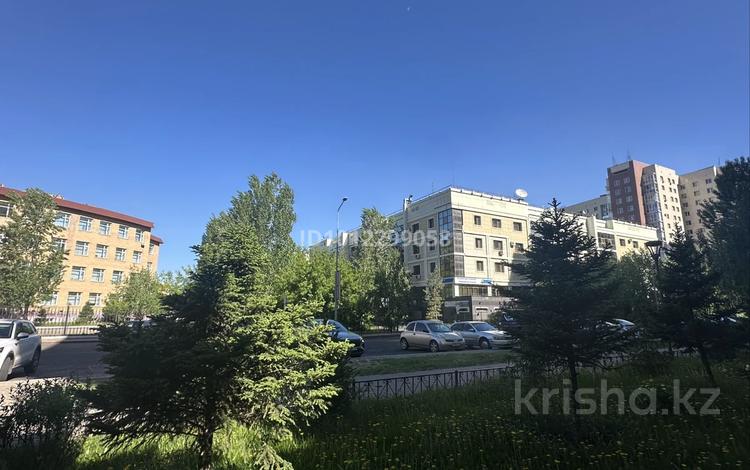 Свободное назначение, офисы, магазины и бутики, общепит, салоны красоты, образование · 168 м² за 147 млн ₸ в Астане, Нура р-н — фото 11