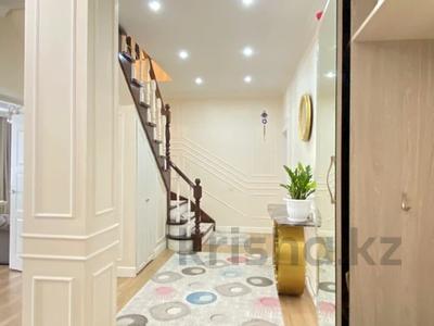 5-комнатная квартира · 200 м² · 9/10 этаж, Мәңгілік Ел 22 за 84.5 млн ₸ в Астане, Есильский р-н