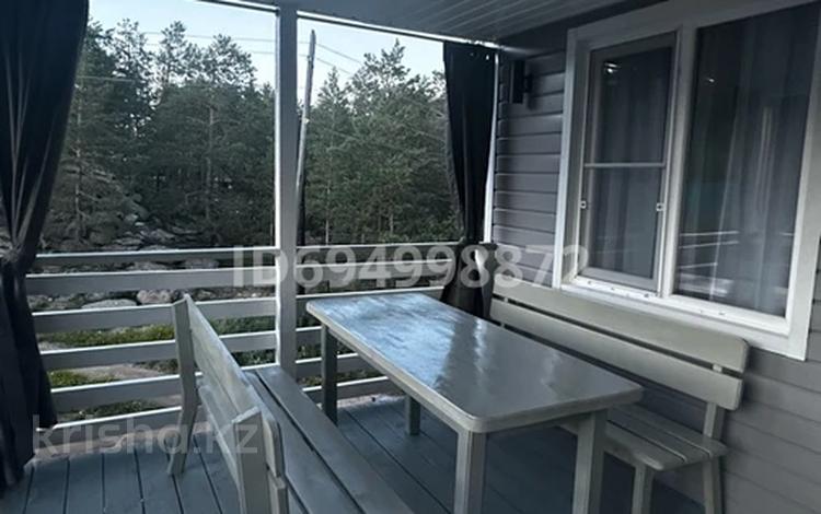 Дом · 2 комнаты · 50 м², Лазурная за 35 000 ₸ в Новой бухтарме — фото 2