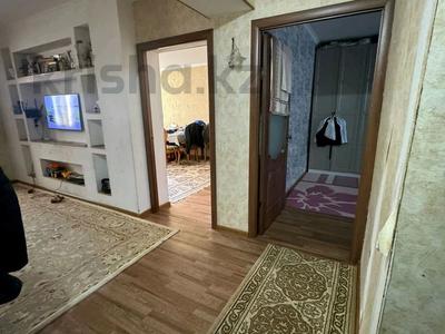 3-комнатная квартира, 73 м², 1/5 этаж, Гарышкер 15 за 21.2 млн 〒 в Талдыкоргане