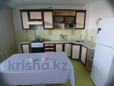 1-комнатная квартира · 54 м² · 10/11 этаж, мкр 12 20 — Дина супер маркеты за 12 000 ₸ в Актобе