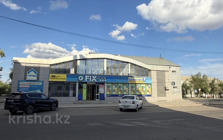Кеңселер, дүкендер мен бутиктер, сұлулық салондары, фитнес және спорт, медорталықтар мен дәріханалар, білім орталықтары, кабинеттер және жұмыс орындары · 500 м², бағасы: 3 000 ₸ в Жезказгане — фото 50